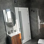 아파트 Penthouse